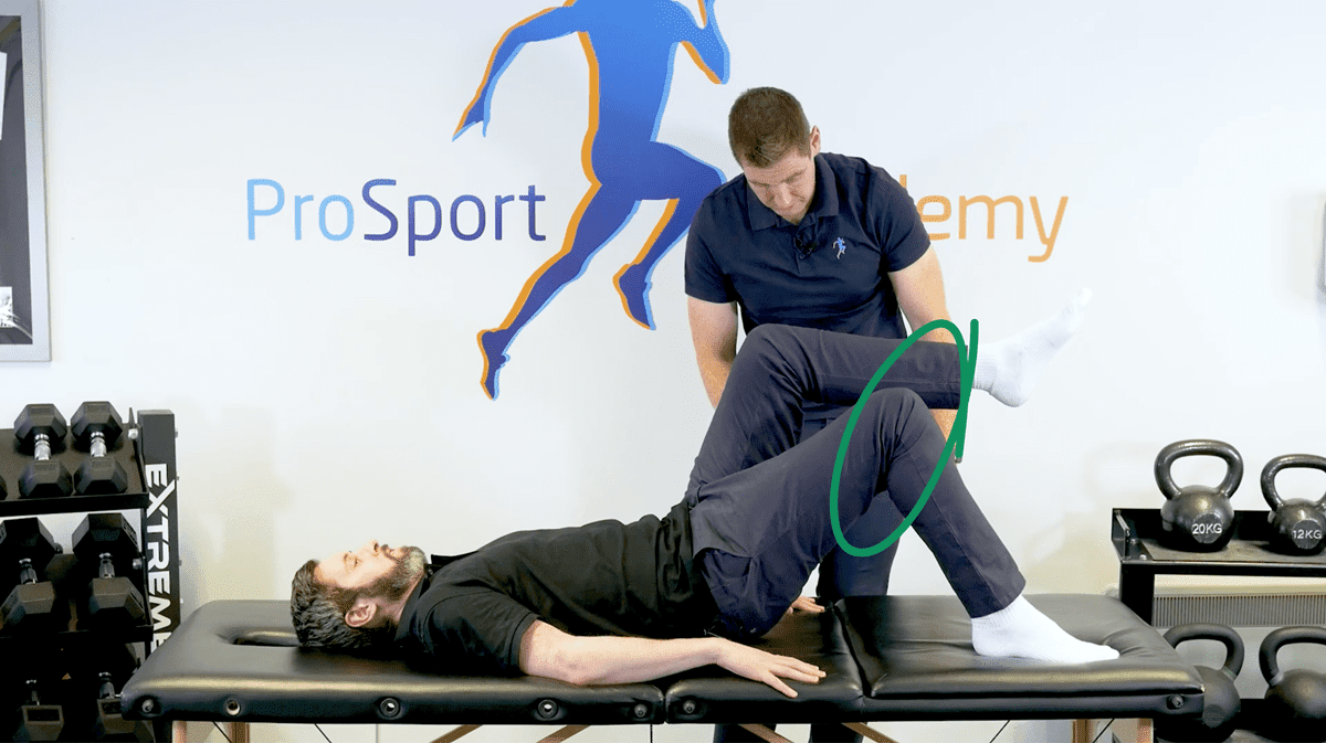 Keeping the knee in flexion for a single leg bridge through the midfoot